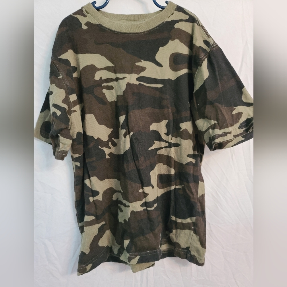 Faded Glory boys camo shirt